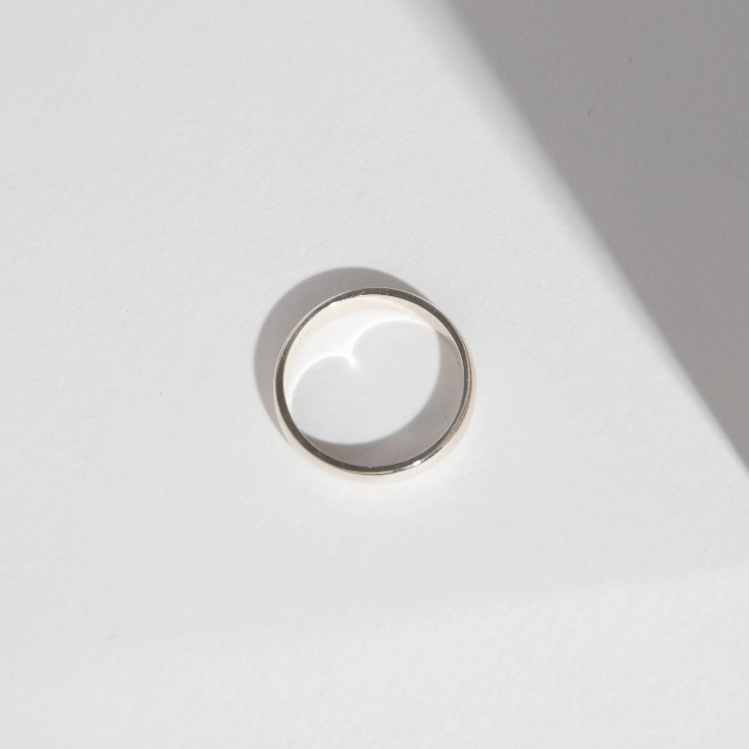 4mm Domed Band in Gold