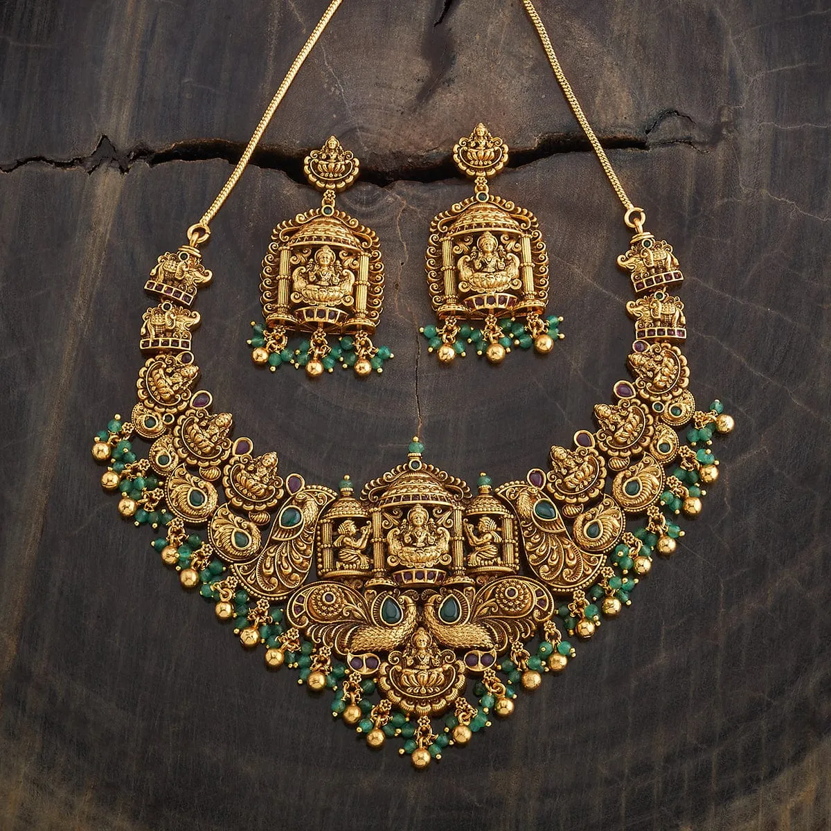 Antique Necklace 182740