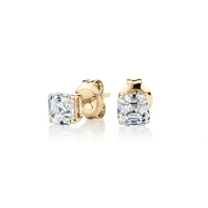 Asscher stud earrings with 1 carats* of diamond simulants in 10 carat yellow gold