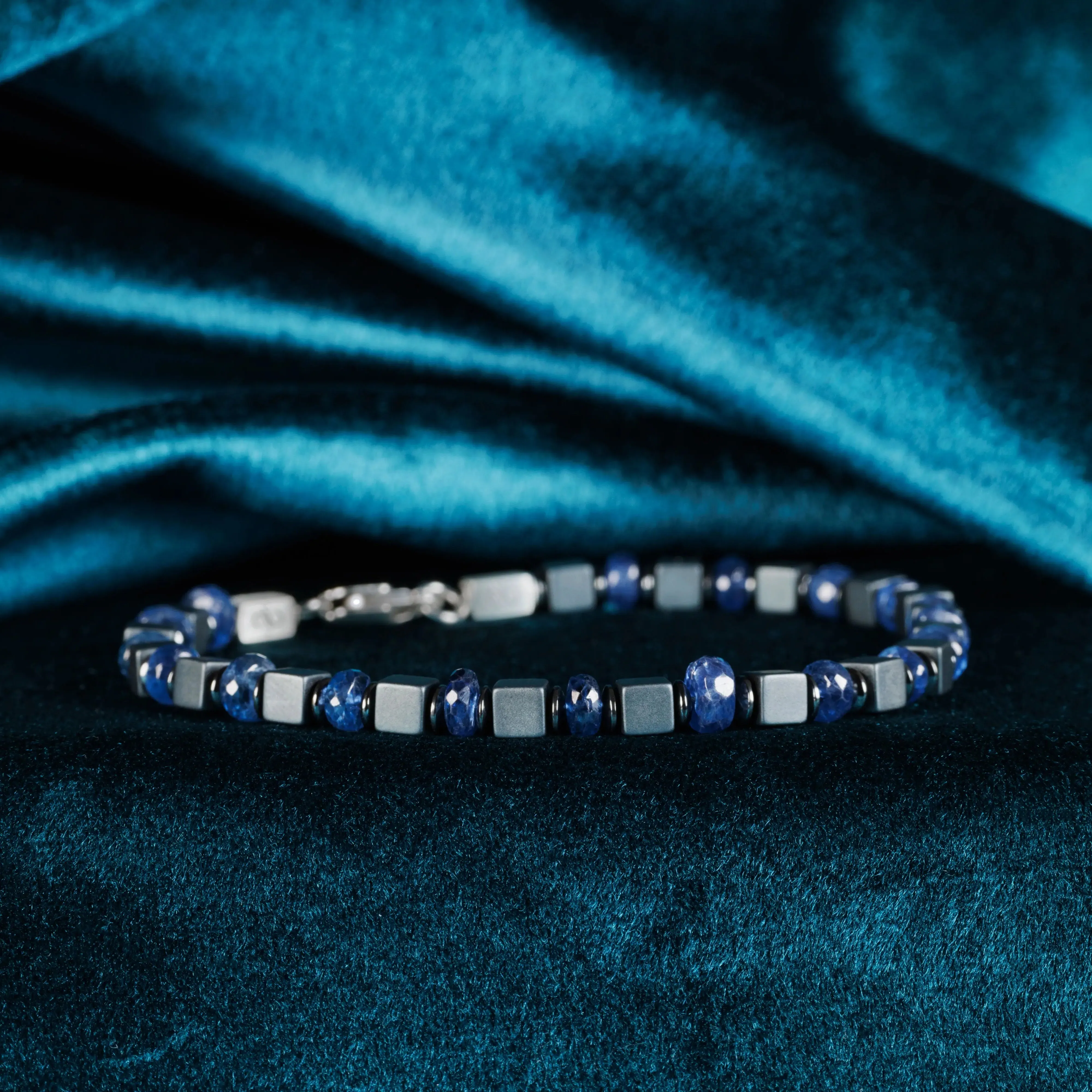Blue Sapphire Bracelet XIV (4-6mm)
