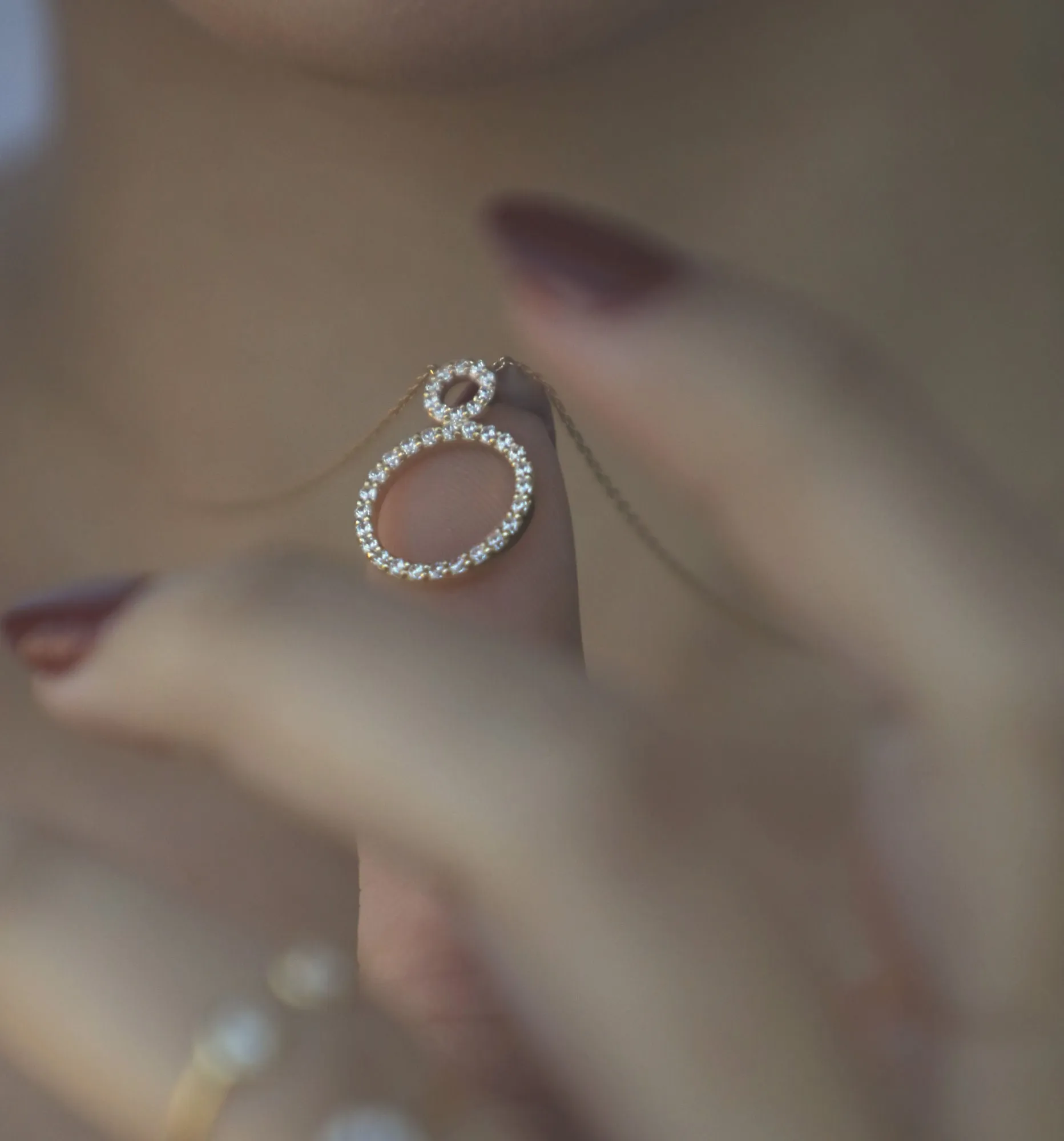 Circle 18K Rose Gold Necklace w. Diamonds