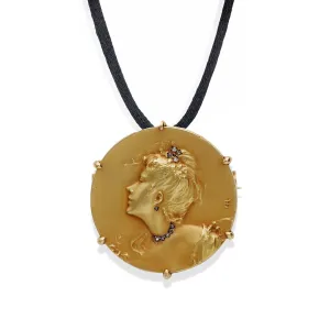 Comte d'Epinay de Briort Art Nouveau Medal-Jewel "Habill??" Pendant Brooch
