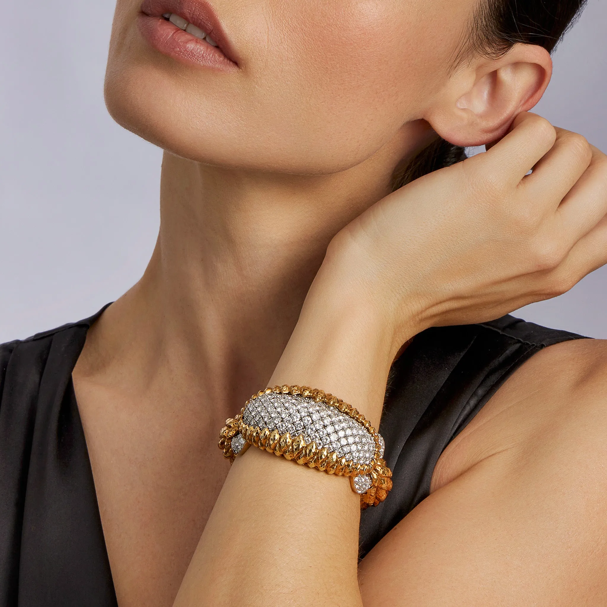 David Webb New York Unique ??Crosshatch?? Diamond Bracelet