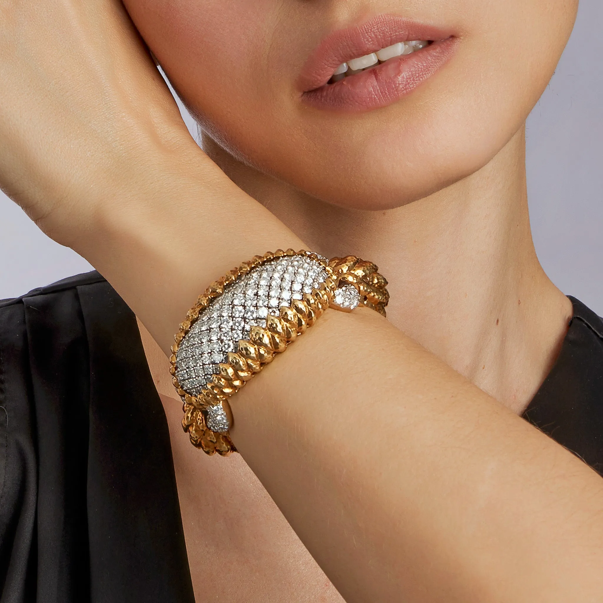 David Webb New York Unique ??Crosshatch?? Diamond Bracelet