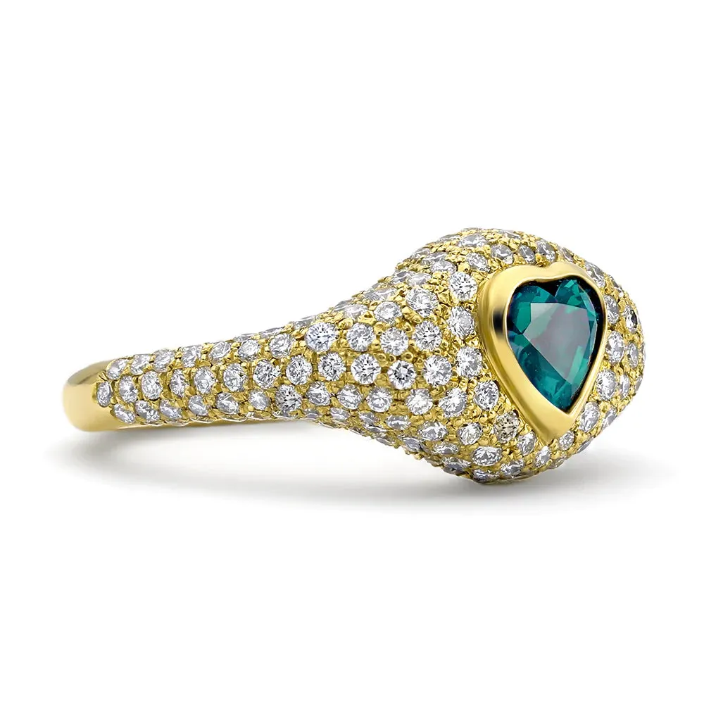 Dusted Amore Alexandrite Signet Ring