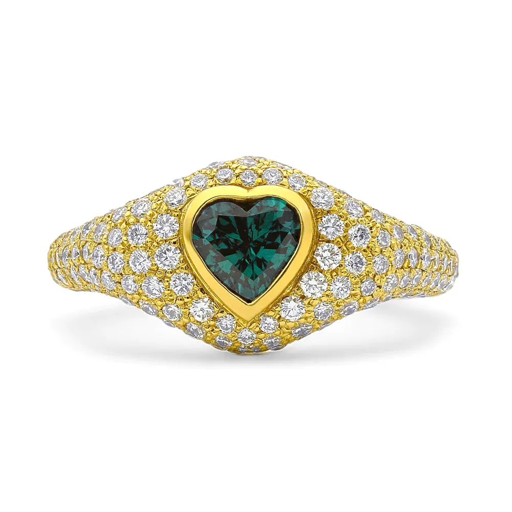 Dusted Amore Alexandrite Signet Ring