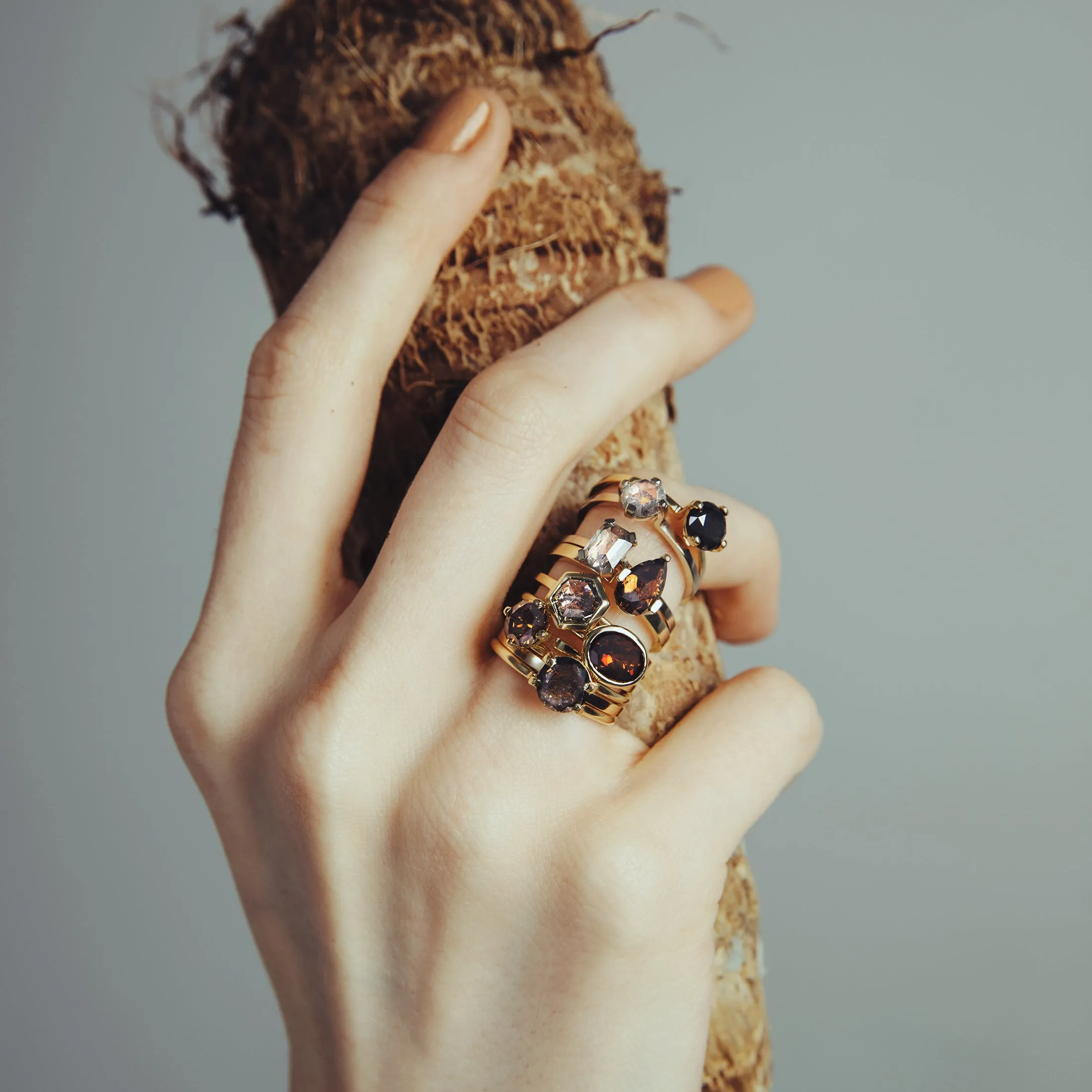 Ema Ring with Salt and Pepper Diamond in Gold