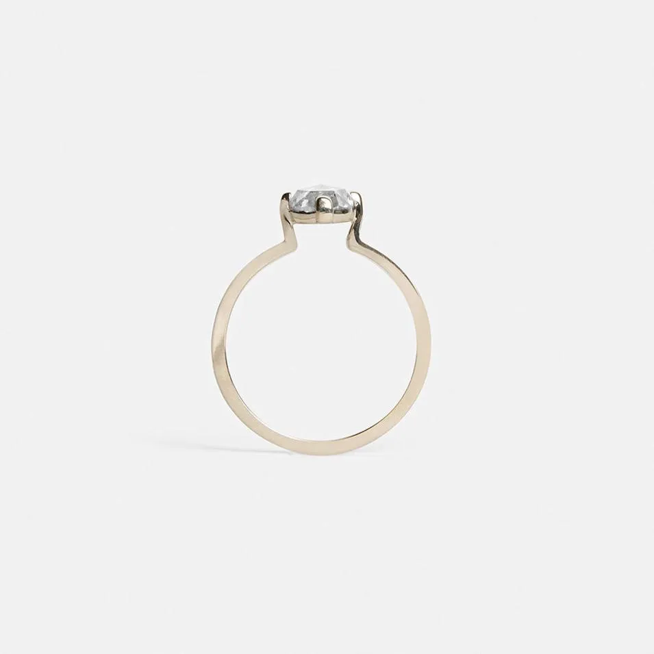 Ema Ring with Salt and Pepper Diamond in Gold