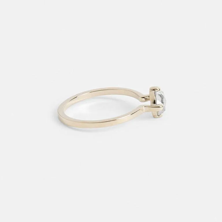 Ema Ring with Salt and Pepper Diamond in Gold