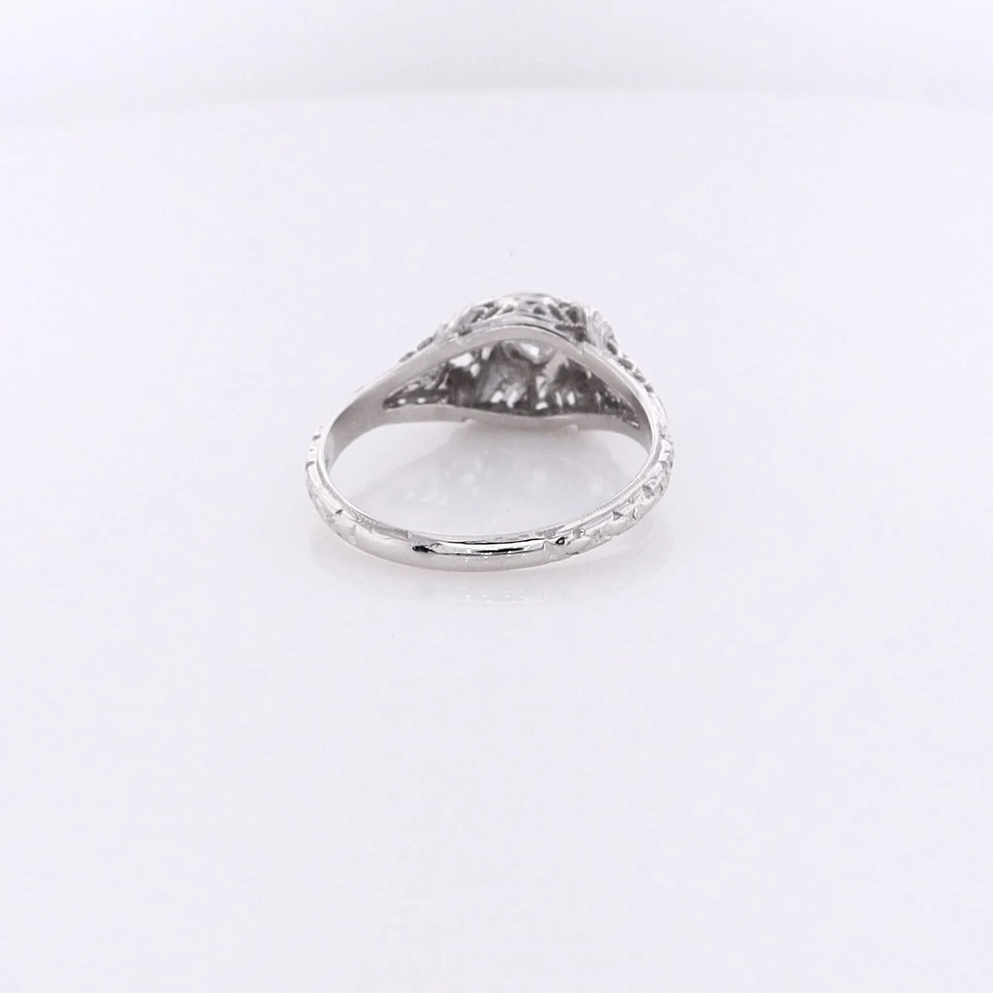 Estate 18 Karat White Gold Illusion Head Diamond Ring