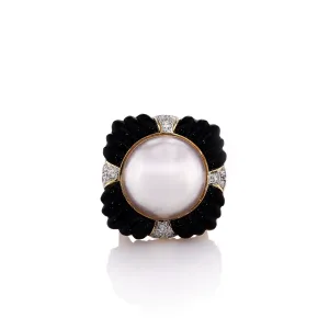 Estate 18k Yellow Gold Mabe Pearl Center With Carved Onyx and Diamond Statement Ring