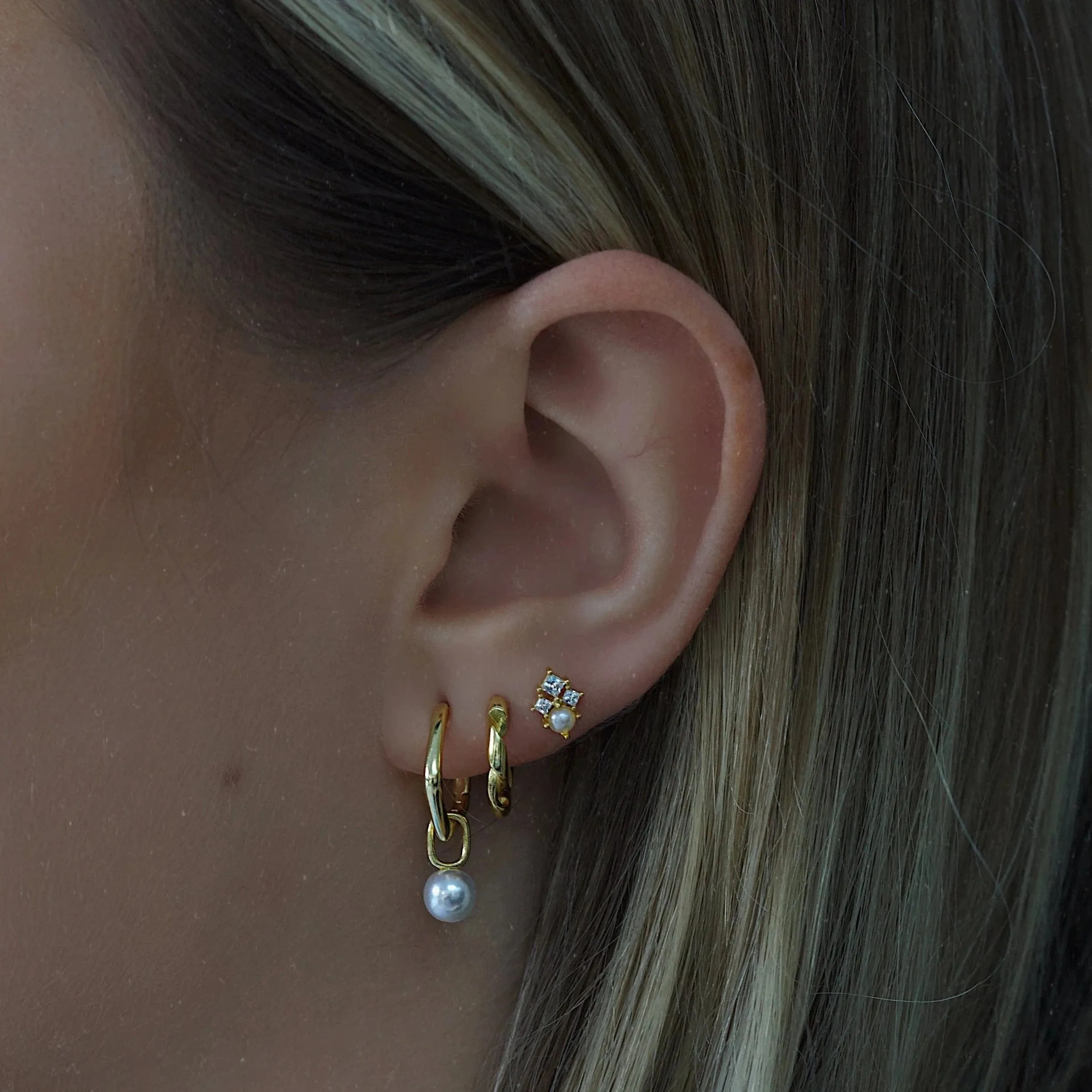Fae Pearl Stud Earrings