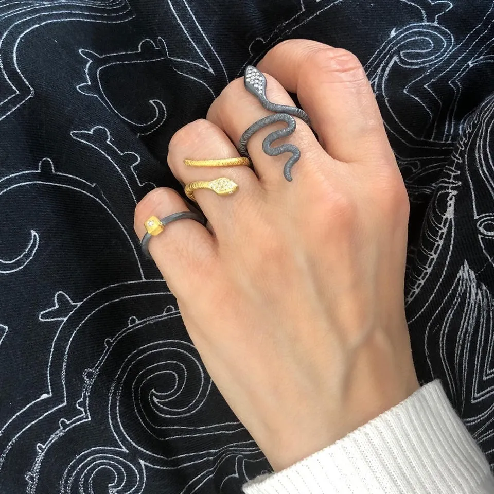 Geometry Square Ring