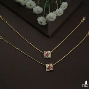 Gold Pleated Kundan Anklet - 8405