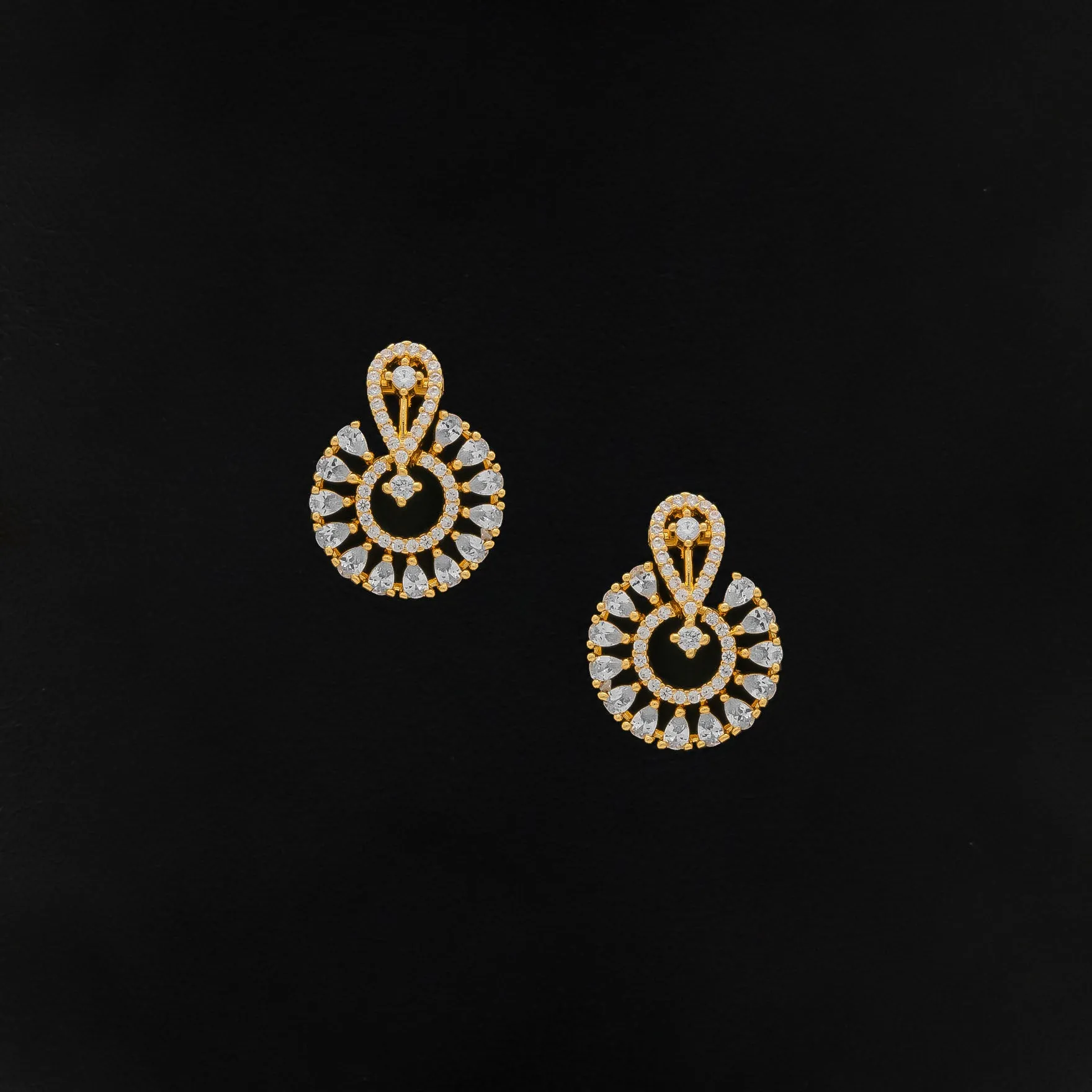 GOLDEN HANGING STUD PSHST120W-061