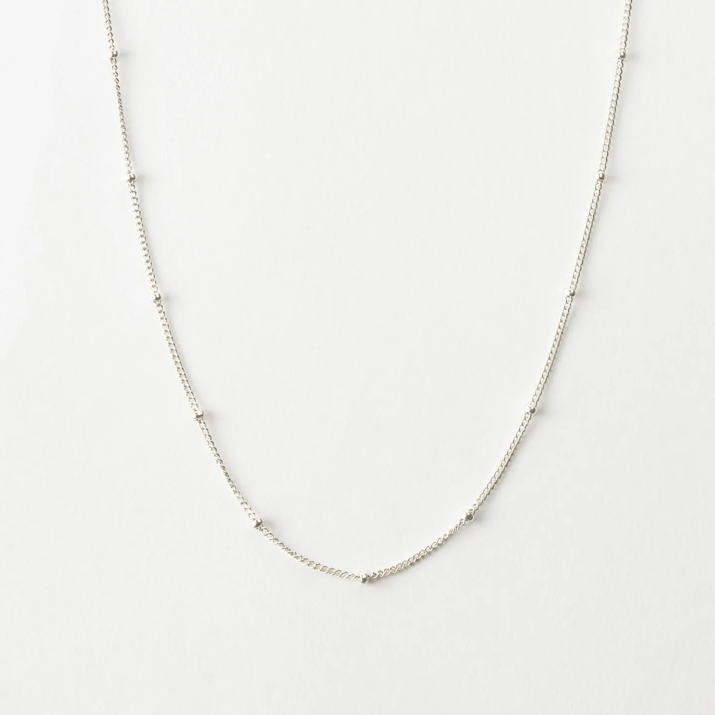 Halle Chain