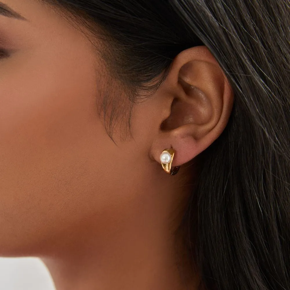Iris Pearl Hoop Earrings