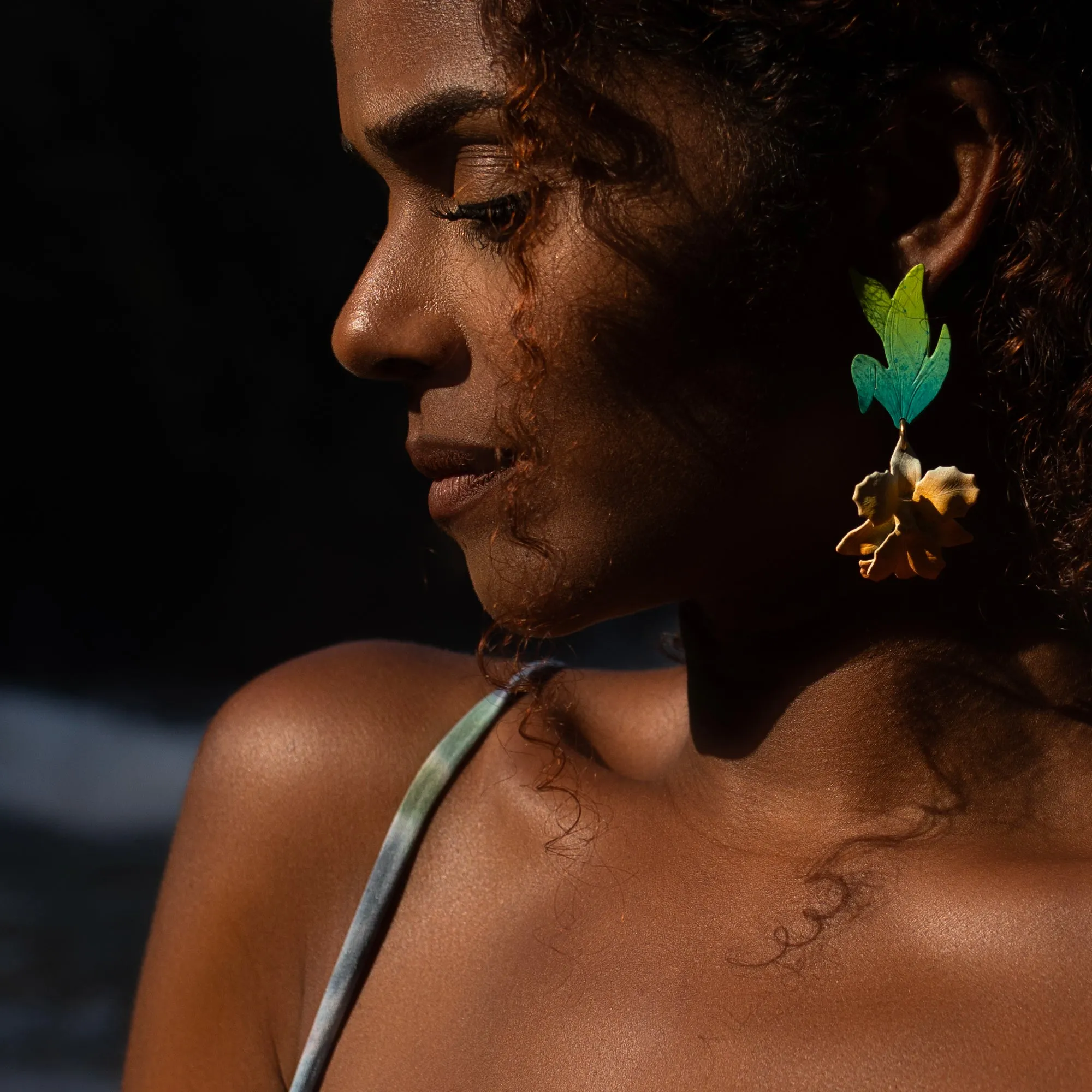 La'akea Orchid Earrings