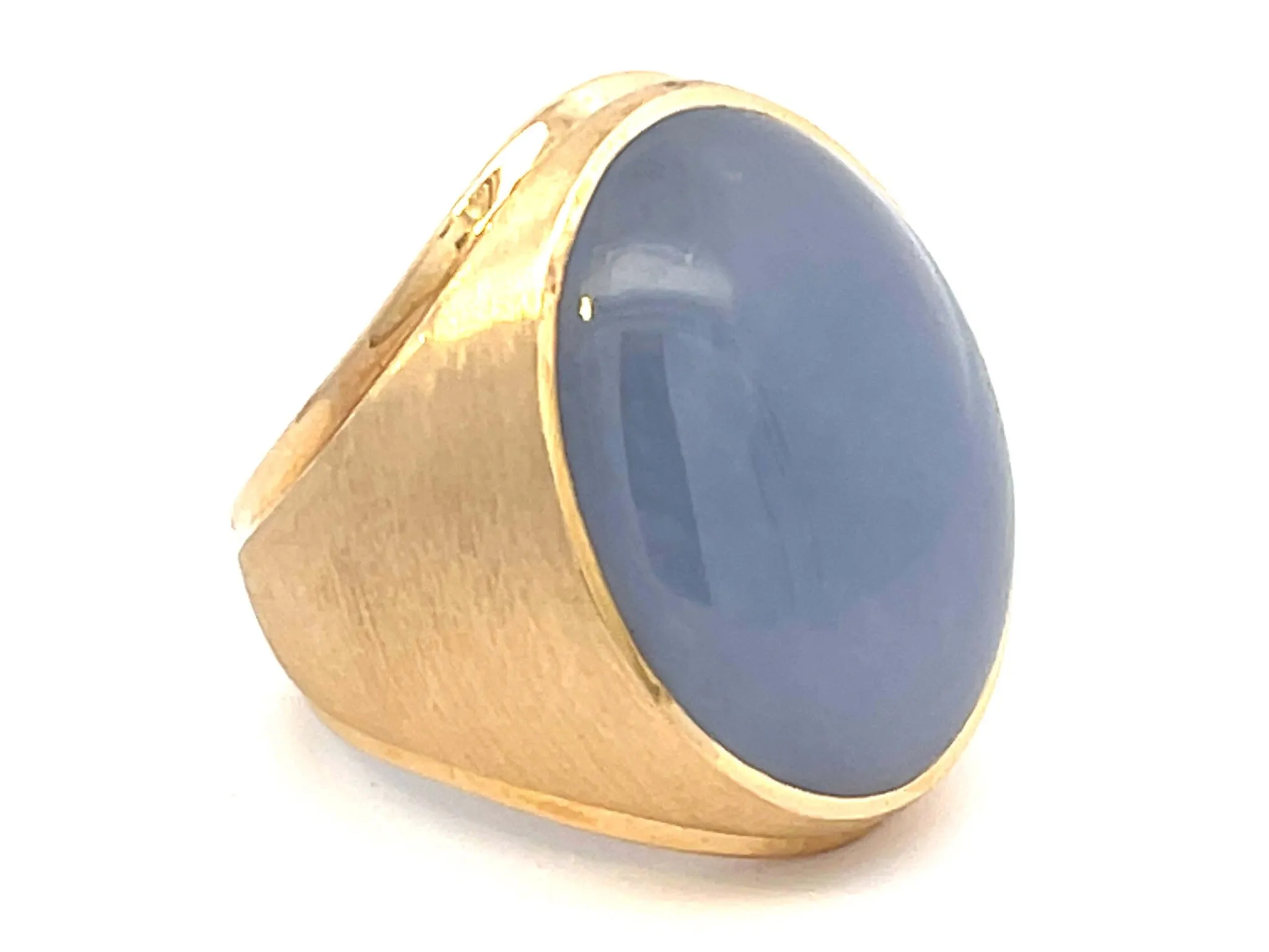 Lavender Oval Cabochon Jade Ring with Satin Finish in 14k Yellow Gold