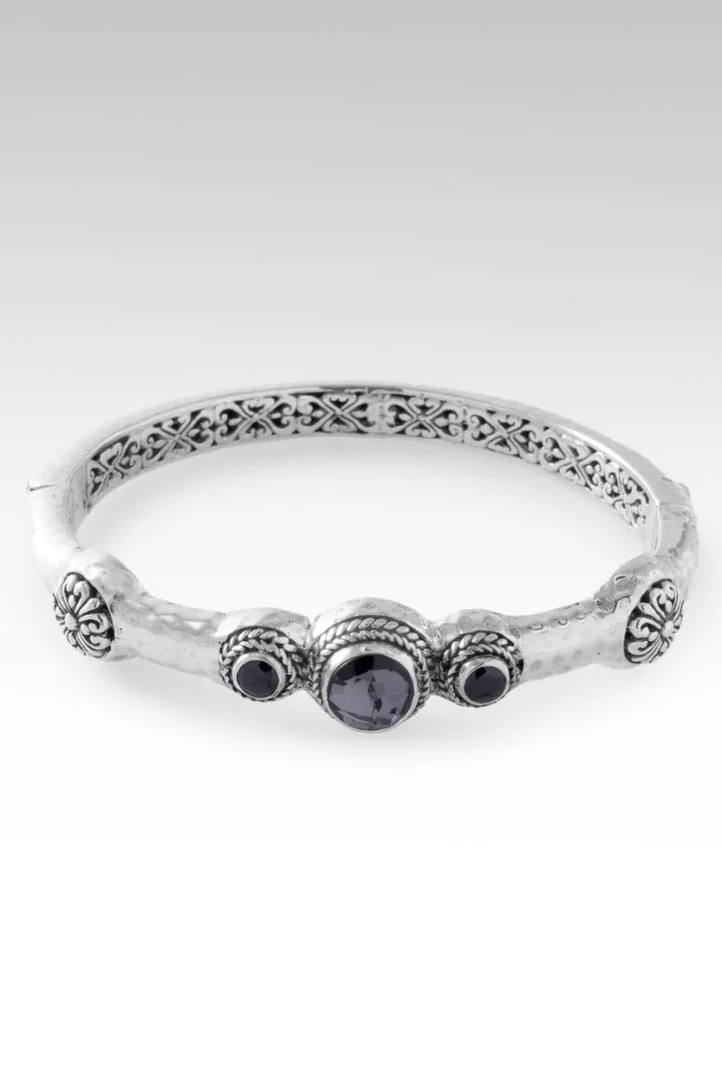 Make Your Light Shine Bangle? in Odyssey Black Knight? Mystic Quartz & Black Spinel