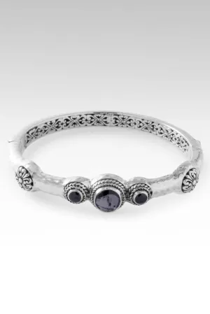 Make Your Light Shine Bangle? in Odyssey Black Knight? Mystic Quartz & Black Spinel
