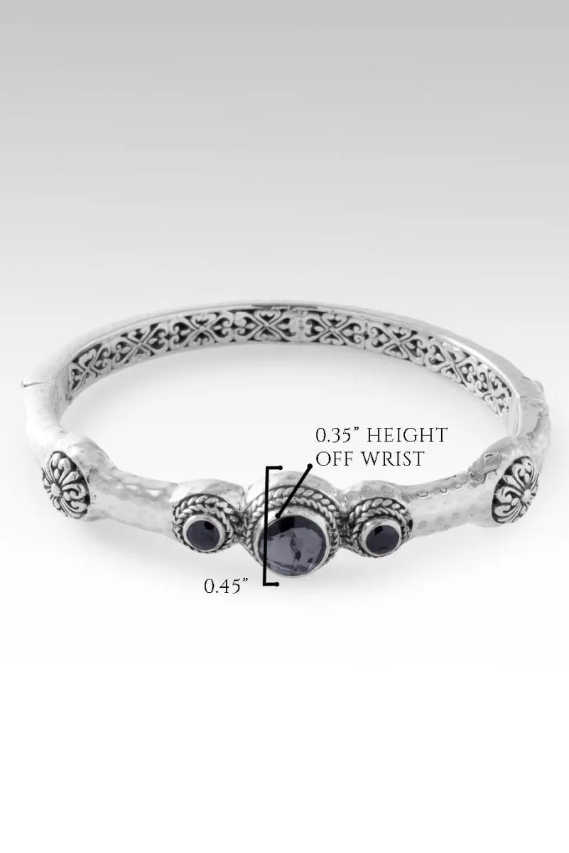 Make Your Light Shine Bangle? in Odyssey Black Knight? Mystic Quartz & Black Spinel