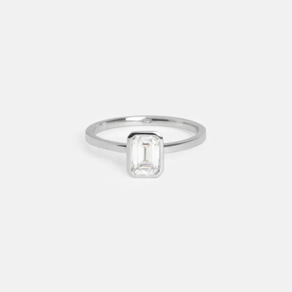 Mana Ring with 0.82ct Natural Diamond in Platinum