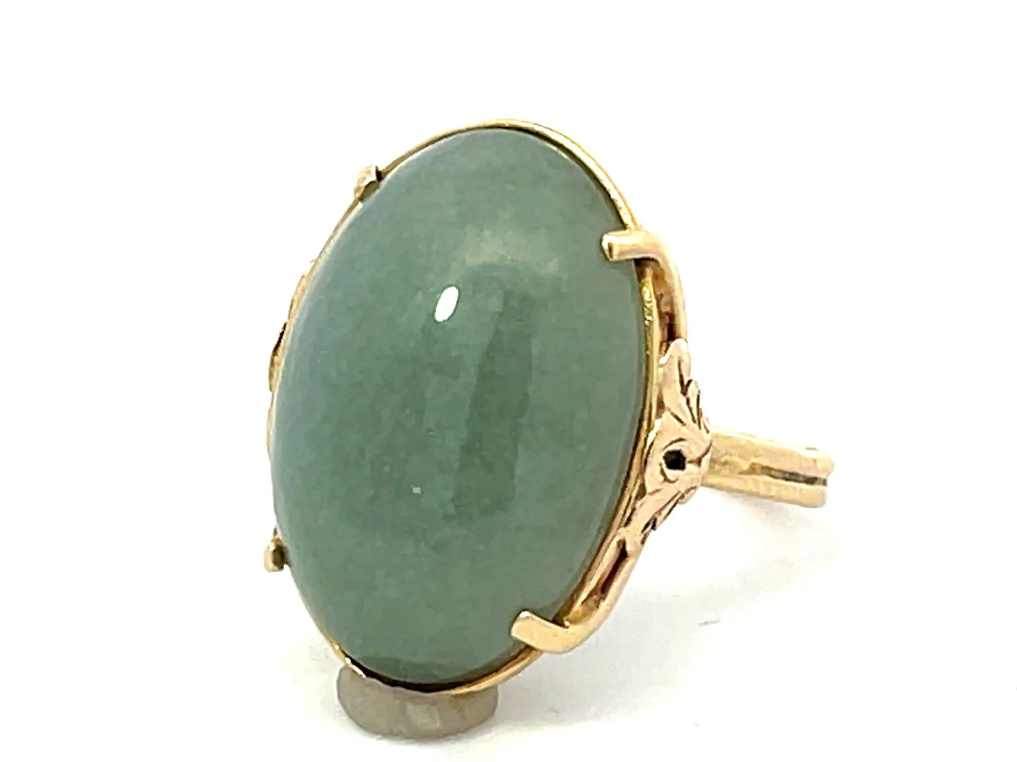 Mings Oval Cabochon Green Jade Ring 14k Yellow Gold