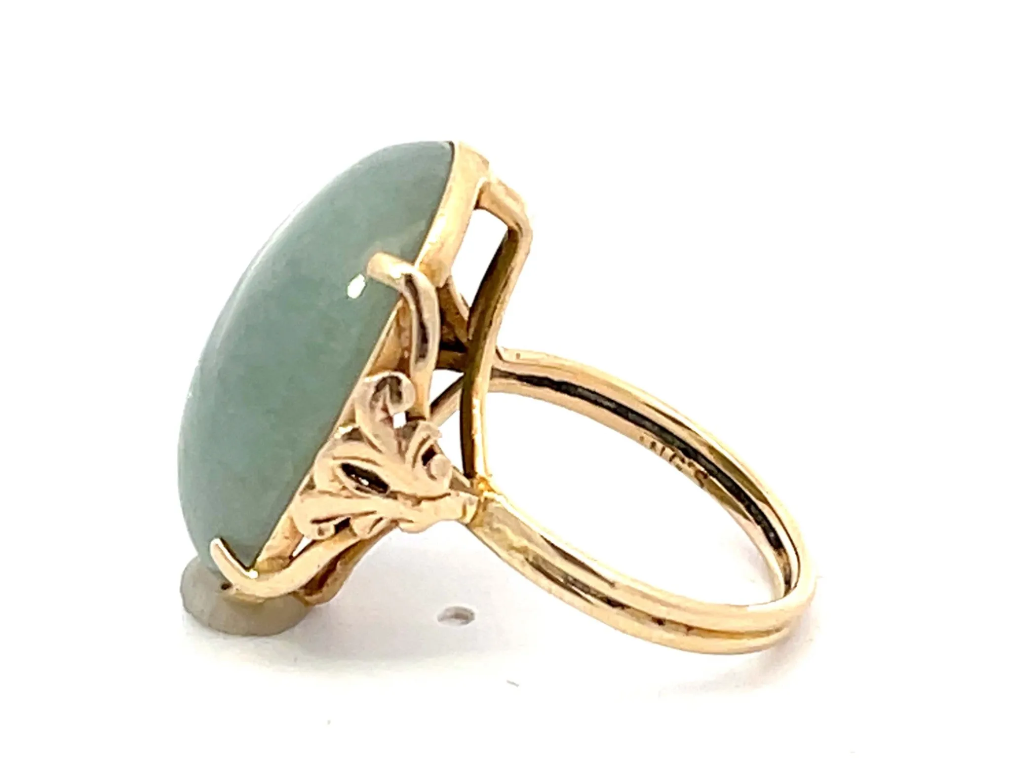 Mings Oval Cabochon Green Jade Ring 14k Yellow Gold