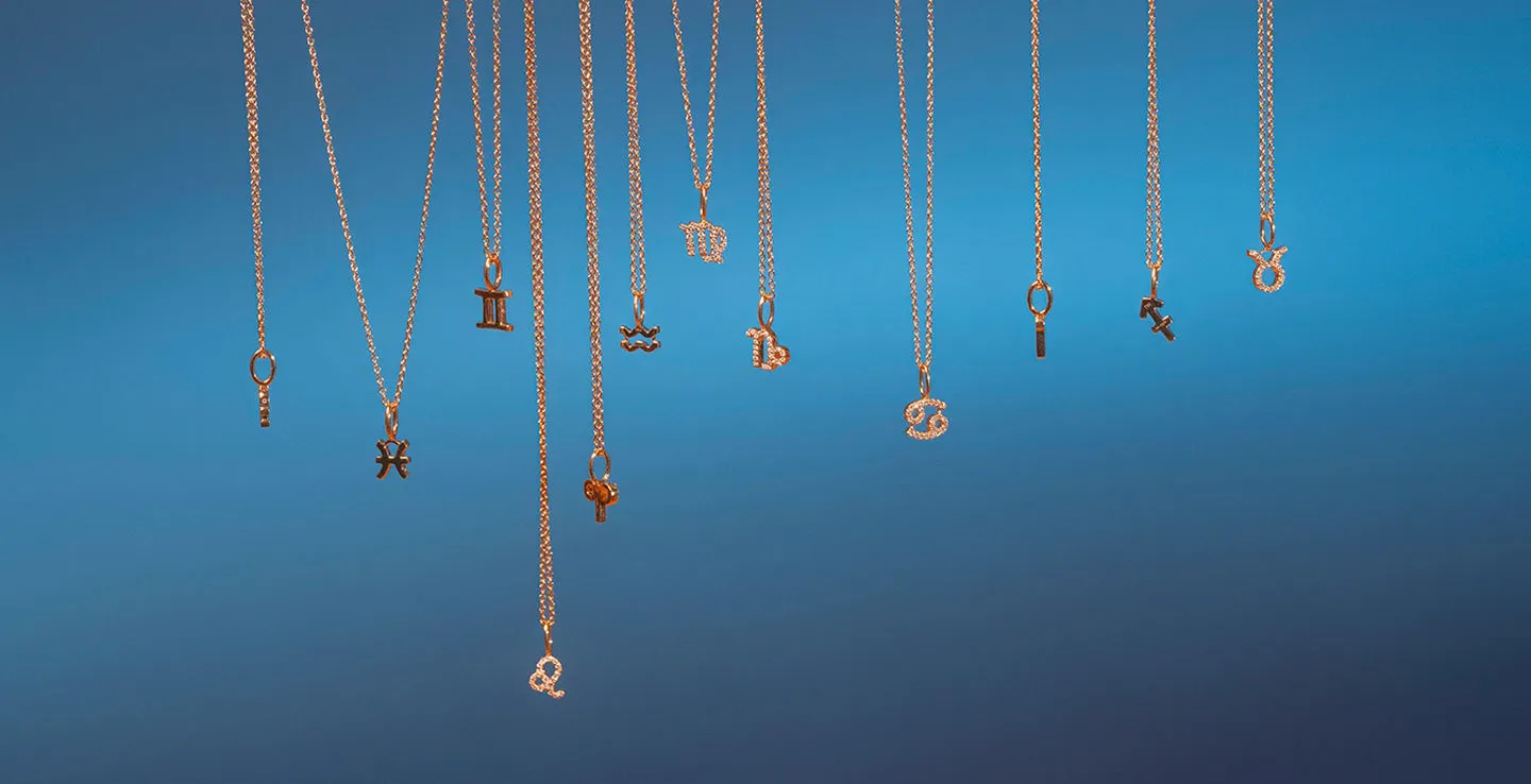 My Zodiac Pav?? Capricorn 18K Gold Pendant w. Diamonds