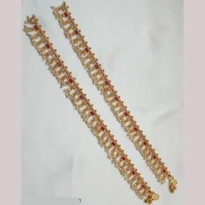 NAFJ Gold Plated Crystal Stone And Pearl Payal / Anklet