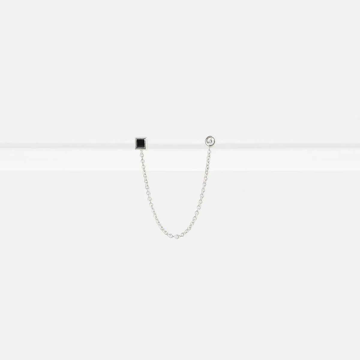 Noma Earring with Emerald