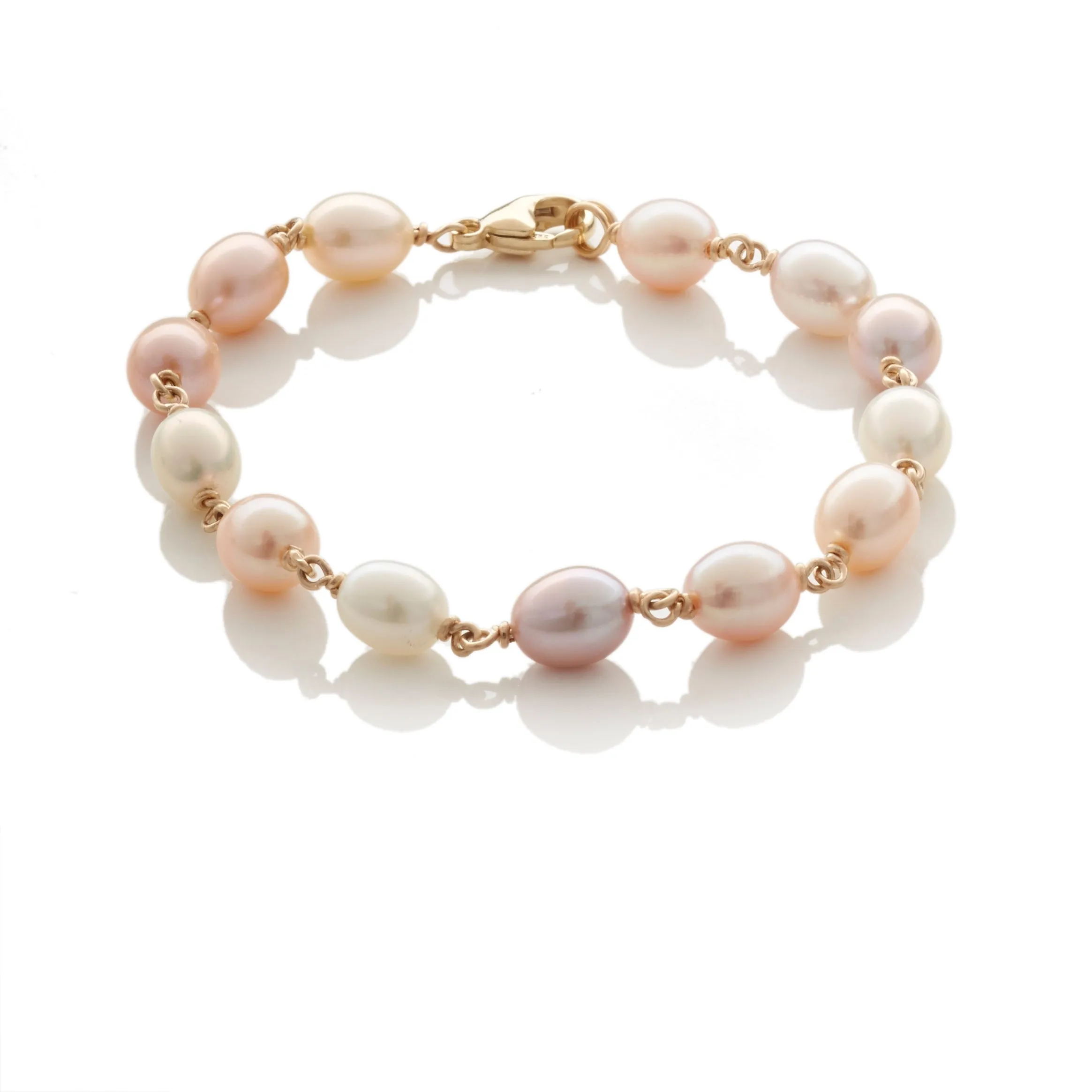 Pastel Pearl & Gold Bracelet