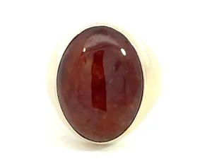 Red Brown Mottled Oval Cabochon Jade Ring in 14k Yellow Gold