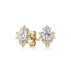 Round Brilliant stud earrings with 0.6 carats* of diamond simulants in 10 carat yellow gold