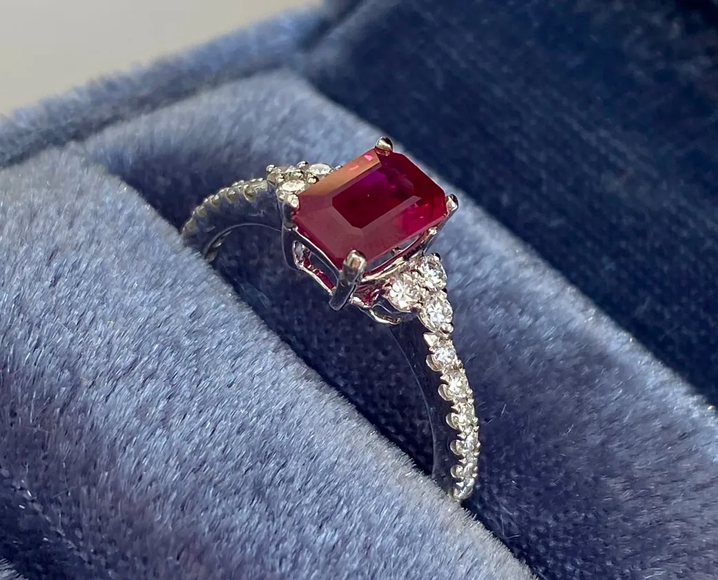 Ruby Emeraldcut Ring 1.20 cts