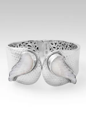 Seraphiel Tip-to-Tip Bracelet? in White Mother of Pearl