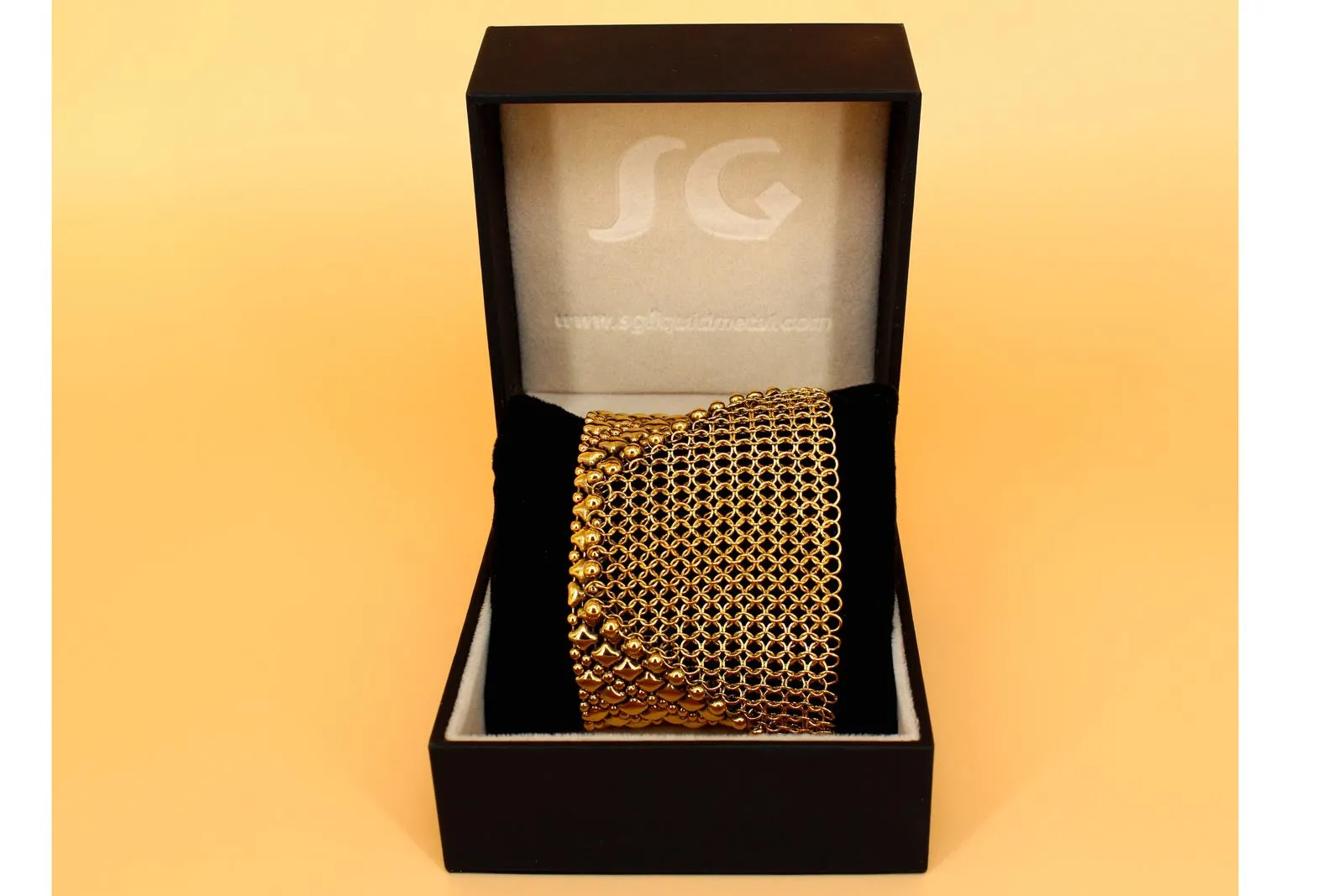 SG Liquid Metal Chainmail CMB6-AG (Antique Gold Bracelet) by Sergio Gutierrez