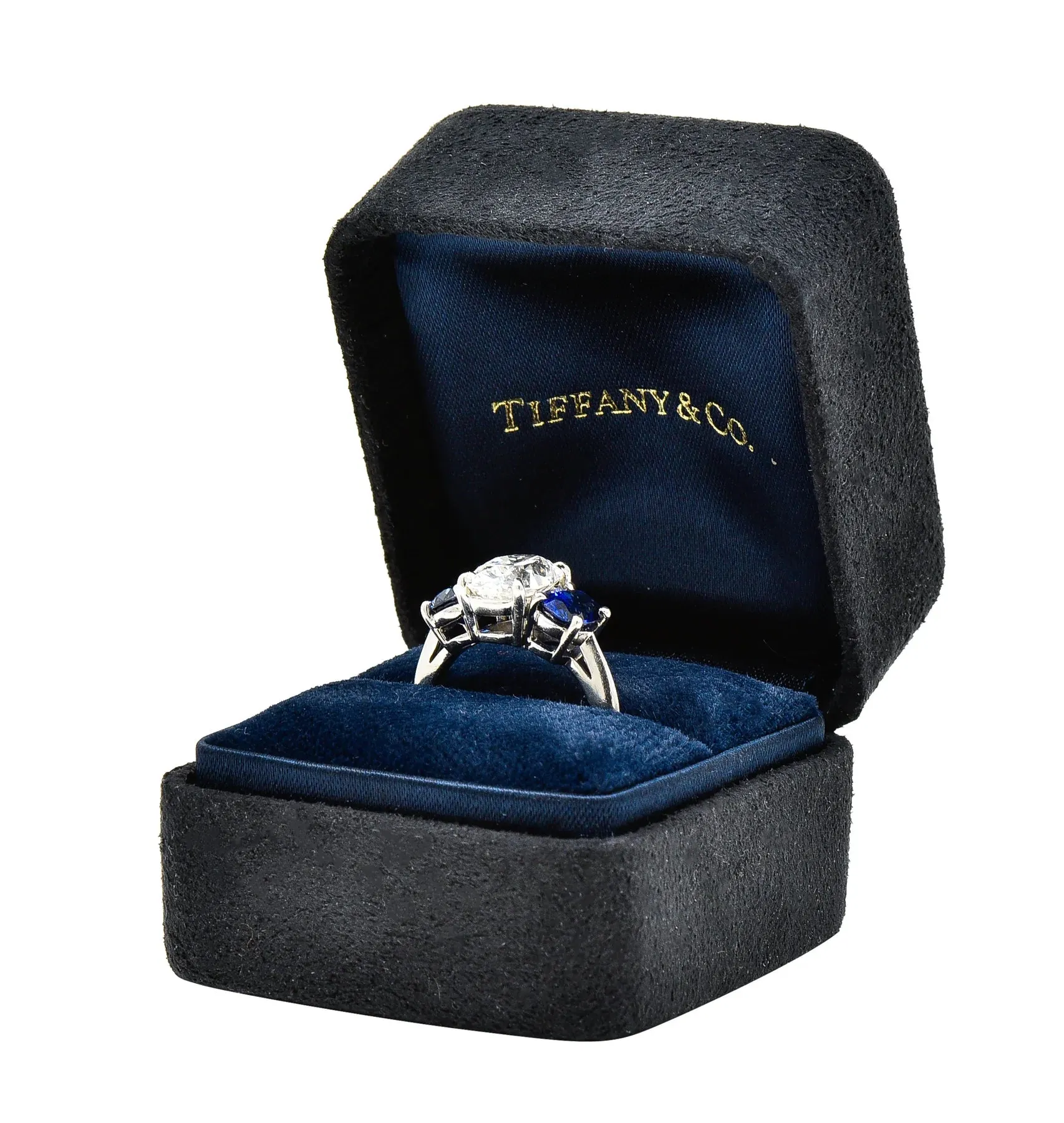 TIFFANY & CO. CONTEMPORARY 4.26 CTW OVAL CUT DIAMOND SAPPHIRE PLATINUM THREE STONE ENGAGEMENT RING