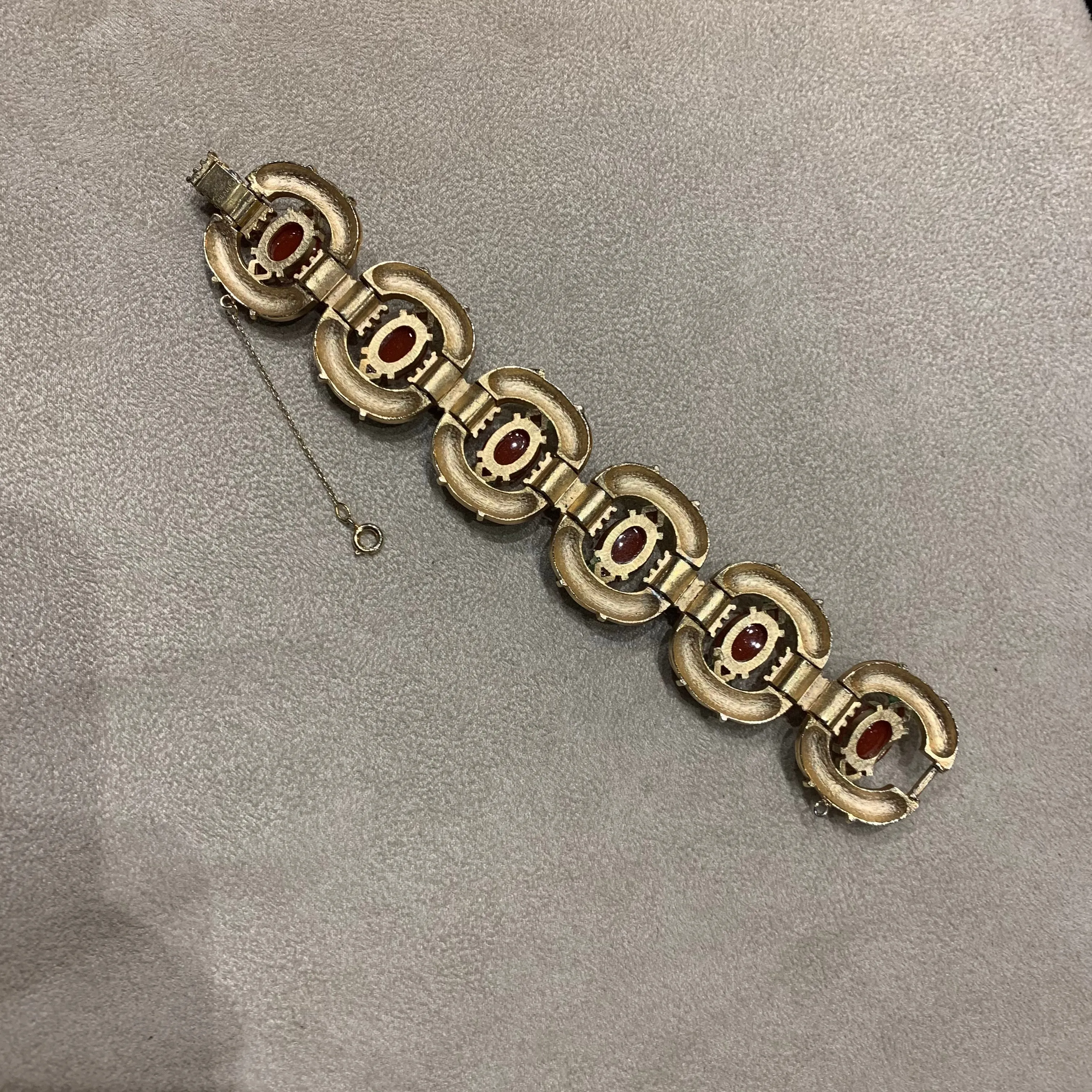 Trifari L??Orient Collection Green Carnelian Vintage Bracelet