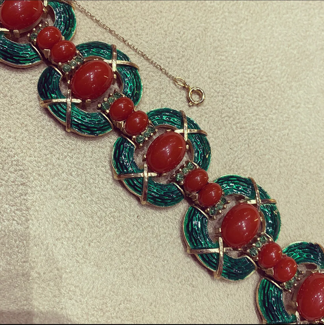 Trifari L??Orient Collection Green Carnelian Vintage Bracelet