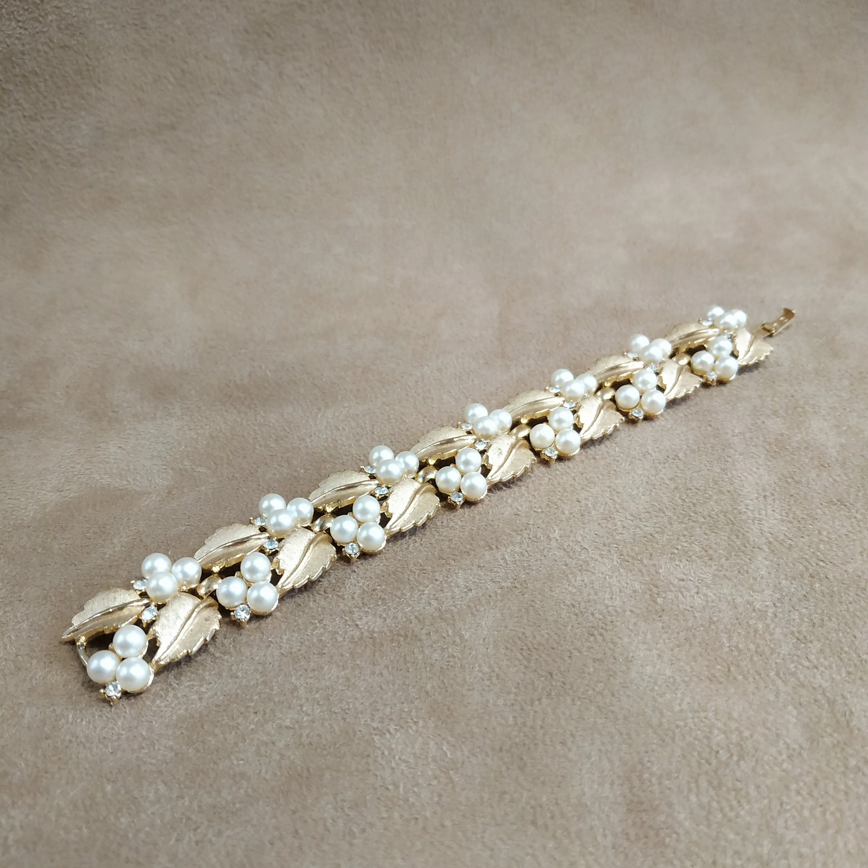 Trifari Pearl Bracelet  with Golden Leaves
