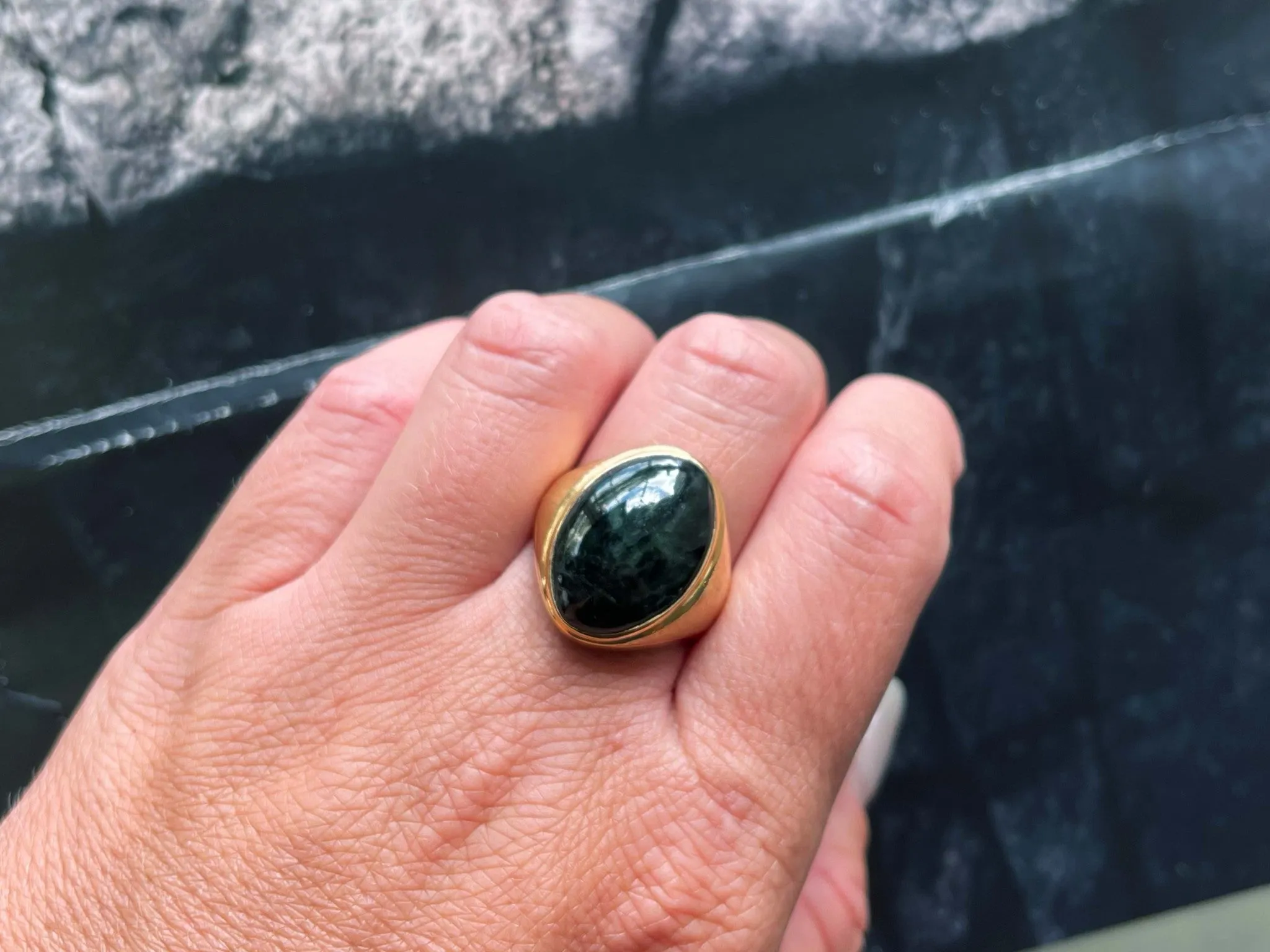 Vintage Men's Large Black Mottled Jade Ring in 14k Yellow Gold