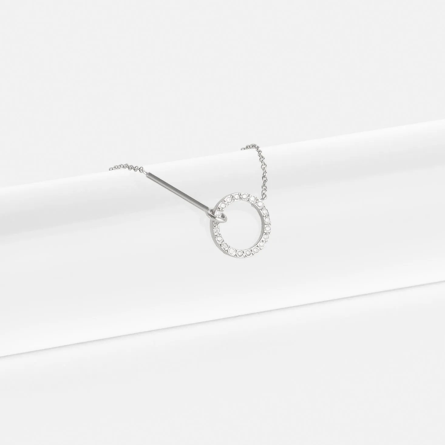 Visata Necklace with Diamonds