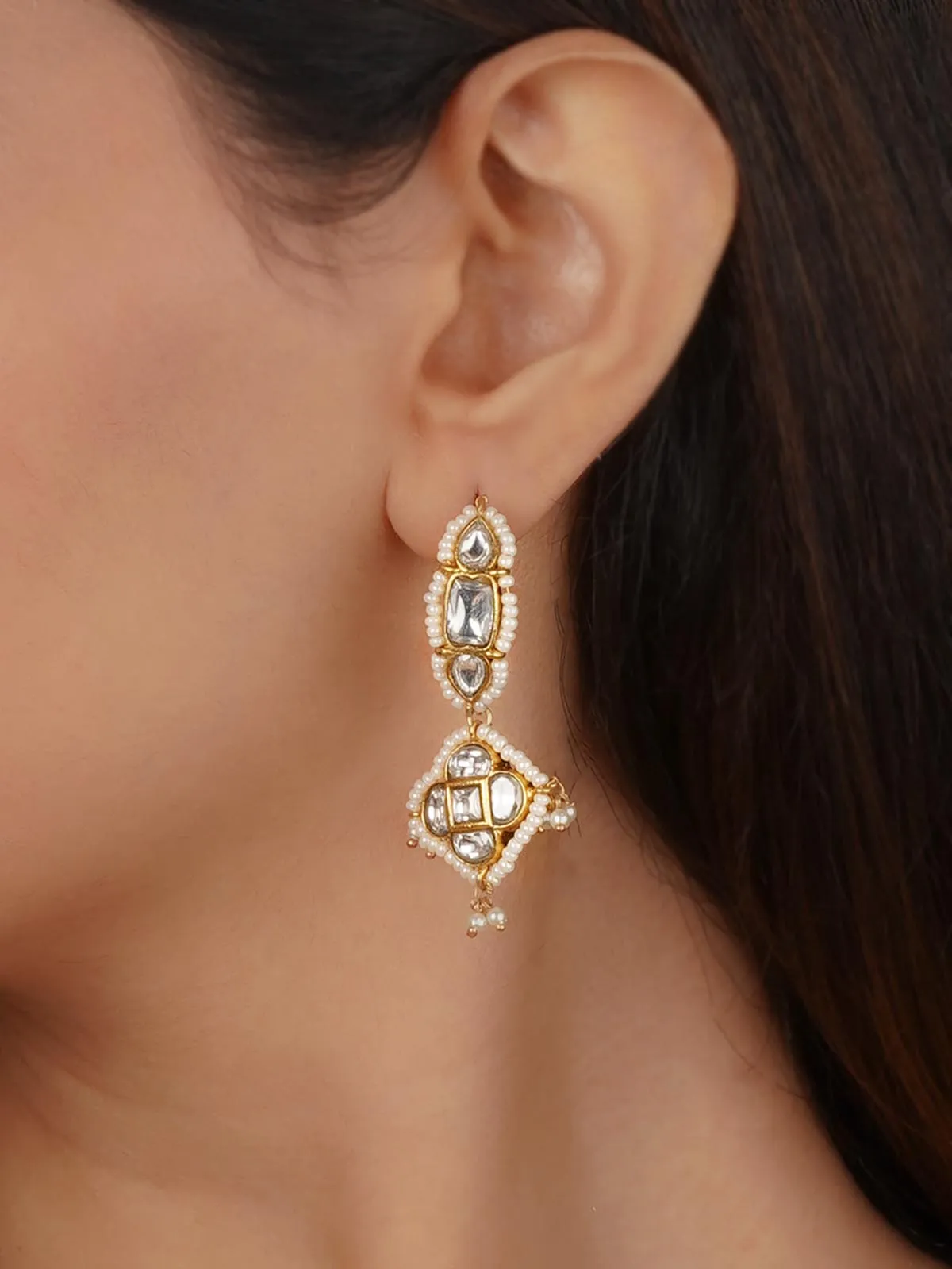 White Color Gold Plated Jadau Kundan Earrings - ME1213